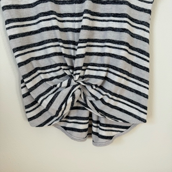 Lou & Grey for Loft Striped Gray Tee Crew Neck Small - Picture 4 of 10